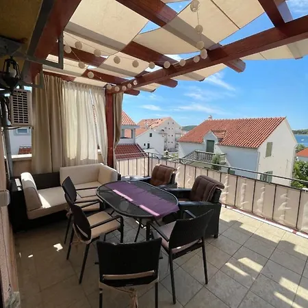 Apartments Anka I Kresimir Srima Exterior photo